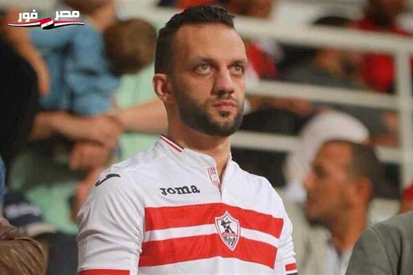 شاهد… أمير مرتضى يقوم بتوديع لاعبي الزمالك وحاله من التأثر تصيب الجميع