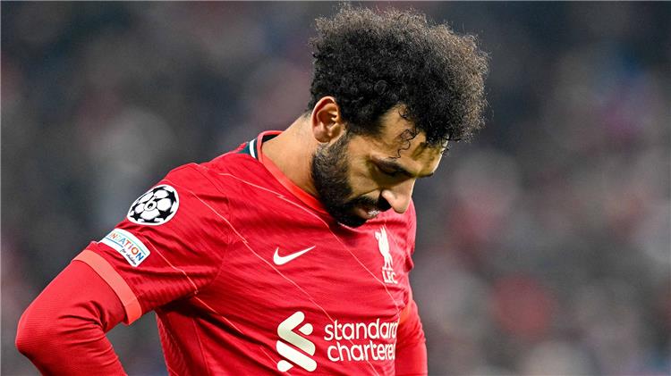 ليفربول يرحب برحيل محمد صلاح ومينامينو في الصيف